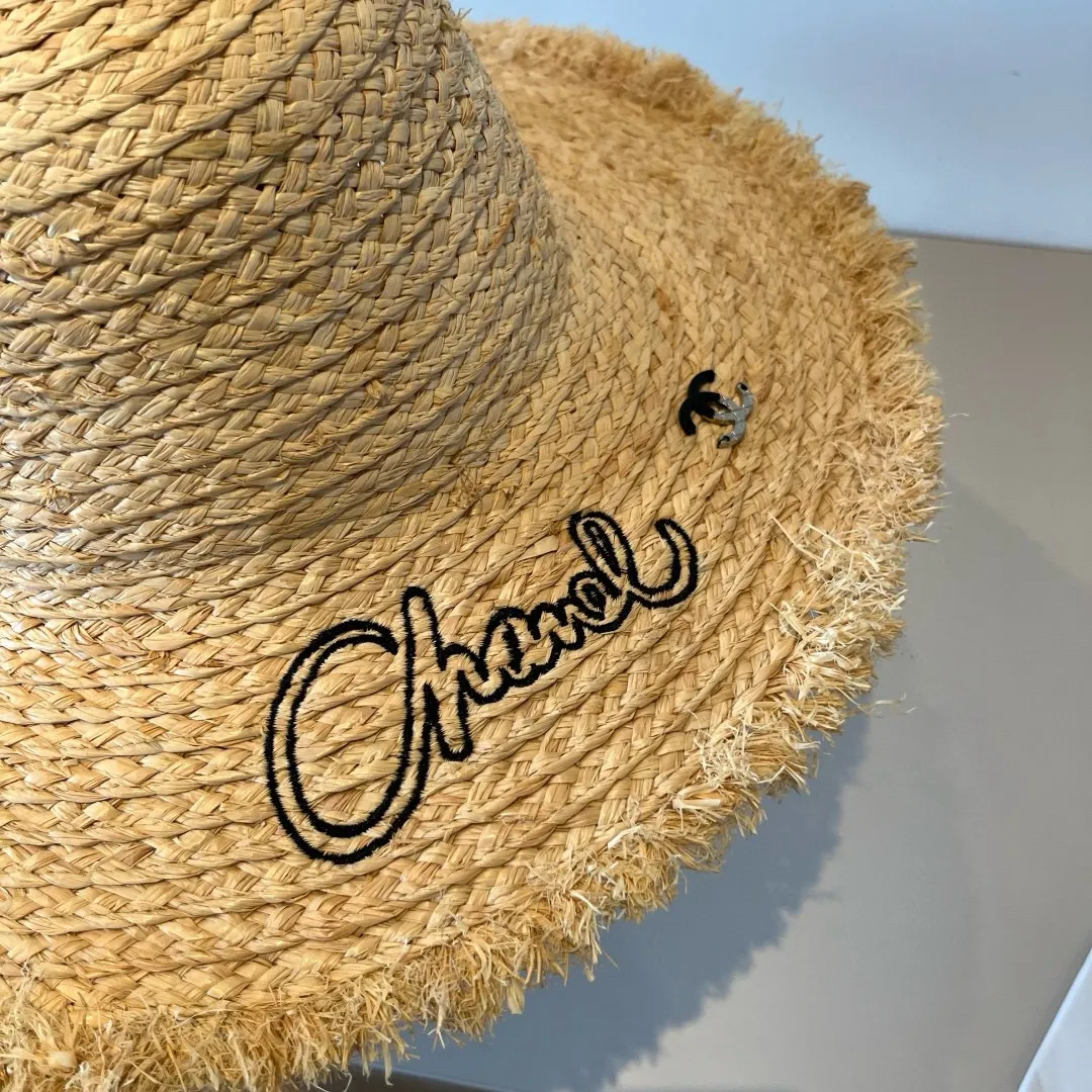 💰150¥ Chanel raffia straw hat, beach big-brimmed hat, head circumference 57cm