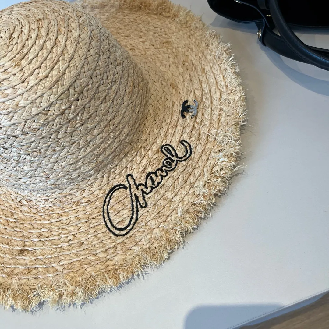 💰150¥ Chanel raffia straw hat, beach big-brimmed hat, head circumference 57cm
