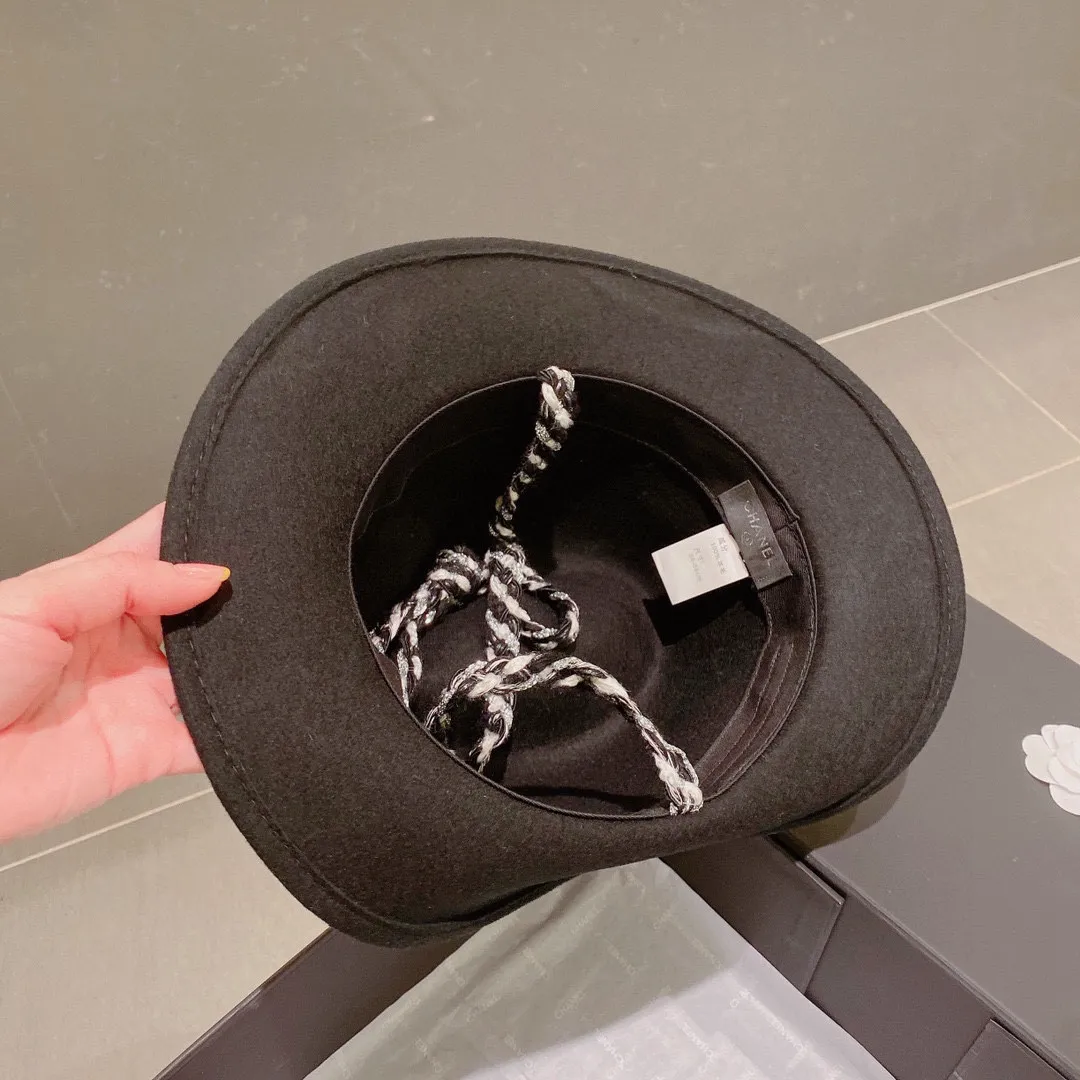 Running amount 170¥ Chanel Chanel 2022 new autumn and winter hat, official new style, uneven, head circumference 57cm