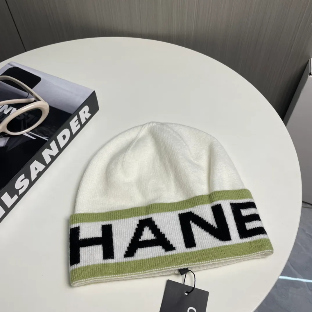 P60 comes with dust bag 🌺 [CHANEL] New wool knitted hat, Xiaohongshu, recommended by major Internet celebrities! Thicker and warmer, fashionable and popular🌸First-class texture, the best brand for keeping warm in autumn and winter, order now, limited quantity available