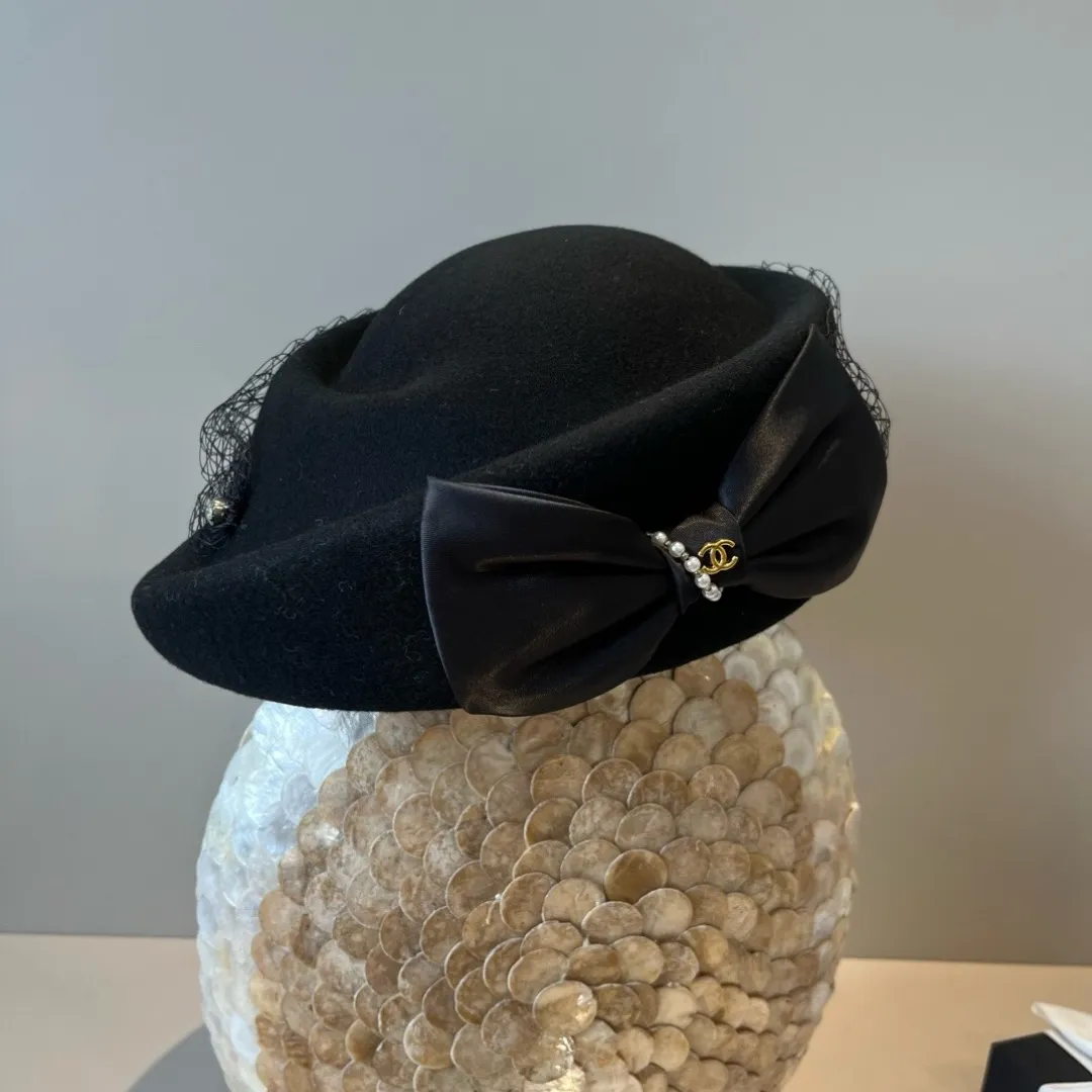 🉐240¥ Chanel new autumn and winter wool beret, 100% wool🦙%, head circumference 57cm