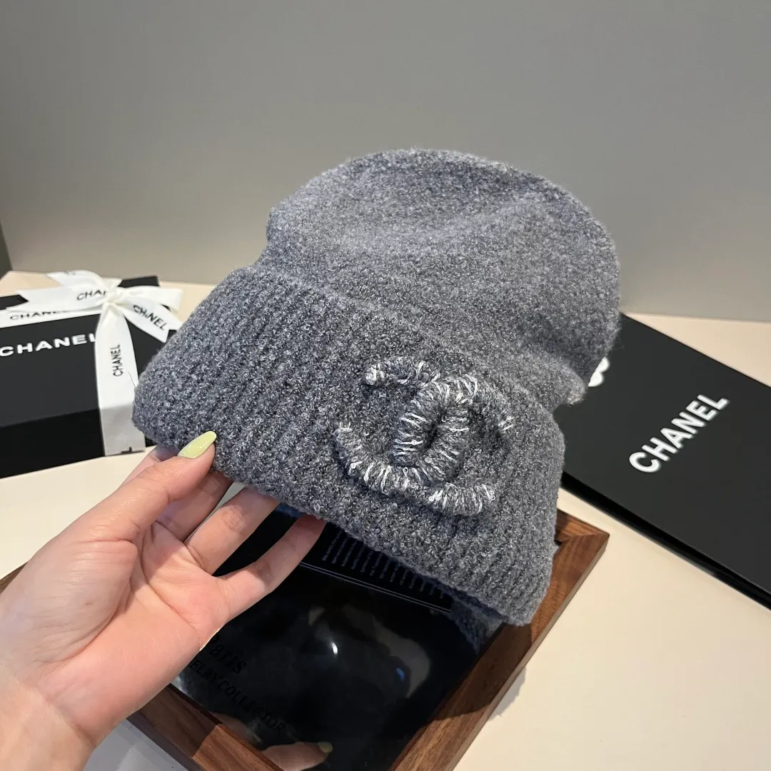 💰90¥ Chanel knitted beanie
