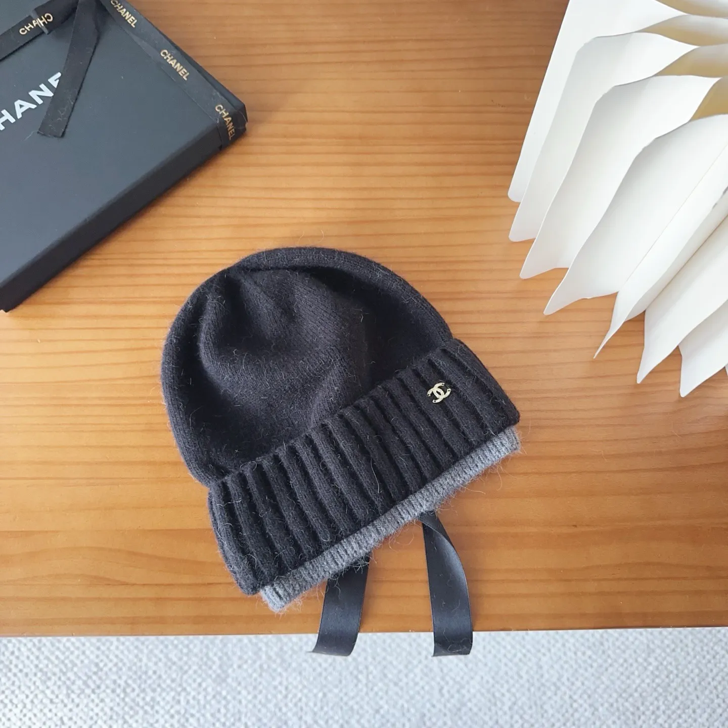 💰80 Chanel official website releases CHANEL small and popular knitted hat! Xiaohongshu’s new product is released, it’s so 🉑️, high-elastic fabric, classic colors, same style for men and women.