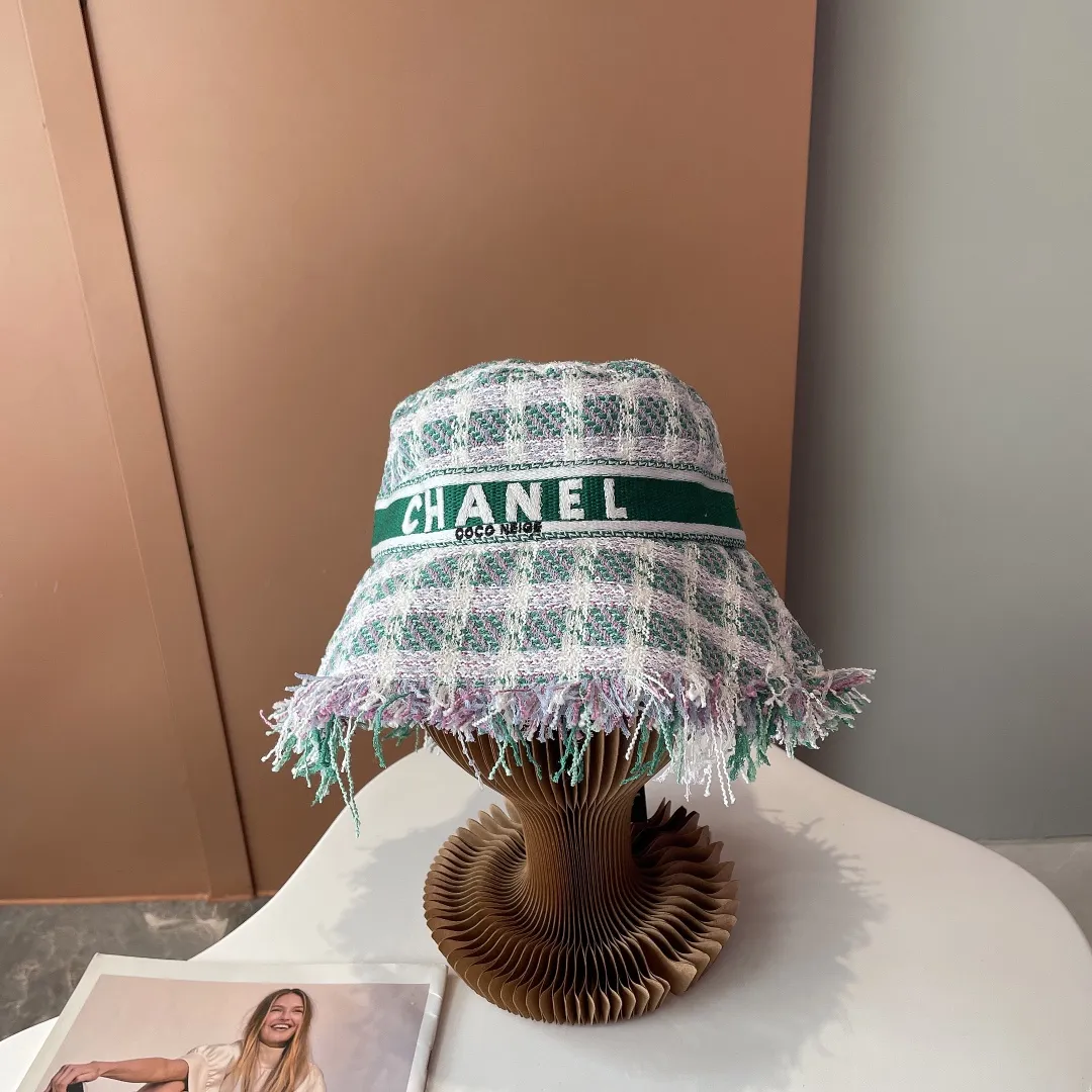 P70 [CHANEL Chanel] 2022 autumn and winter new diamond-shaped small fragrant fisherman hat, the famous brand style is super easy to match, hurry up and get it!