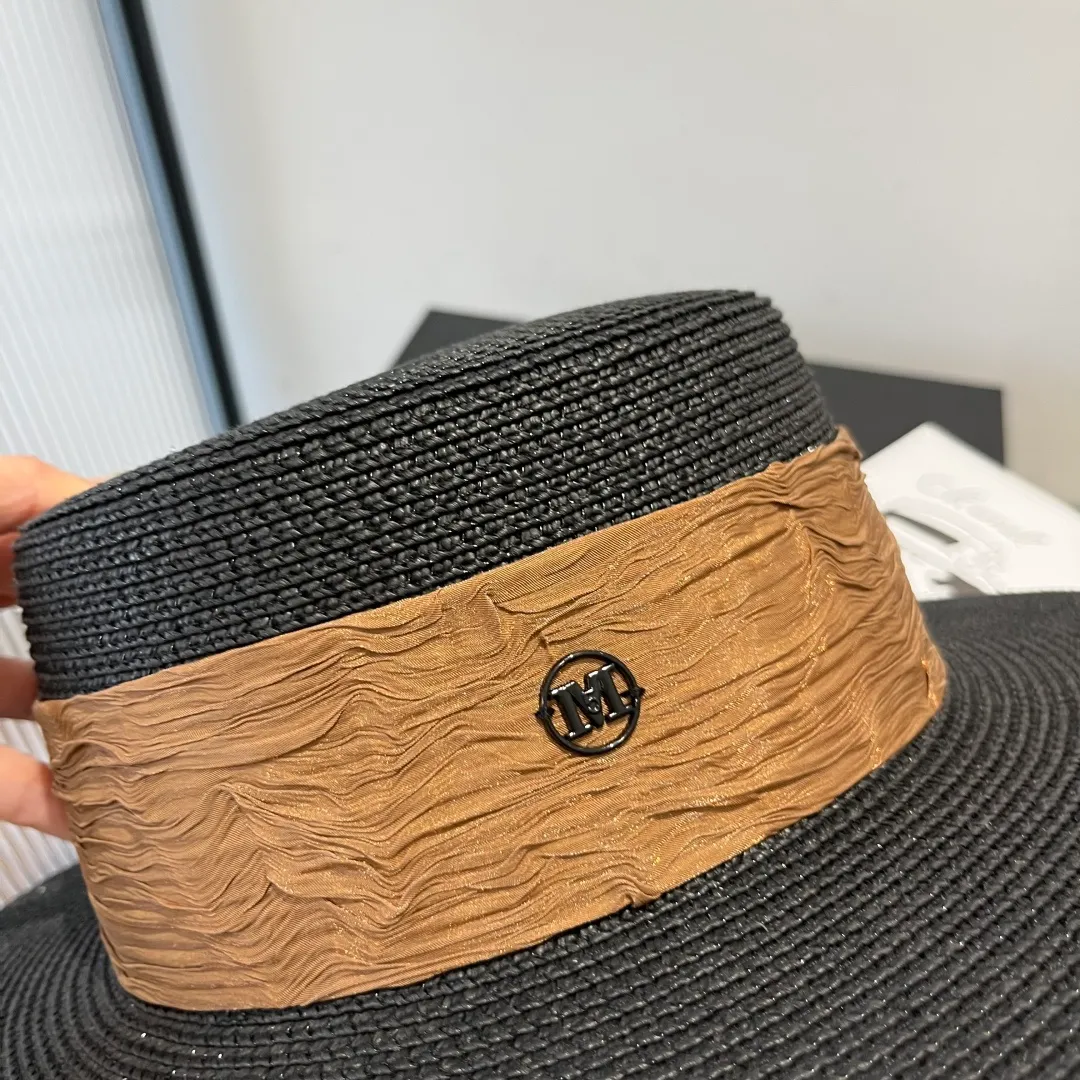 💰110¥ Chanel's new double M flat hat, sunshade hat, head circumference 57cm