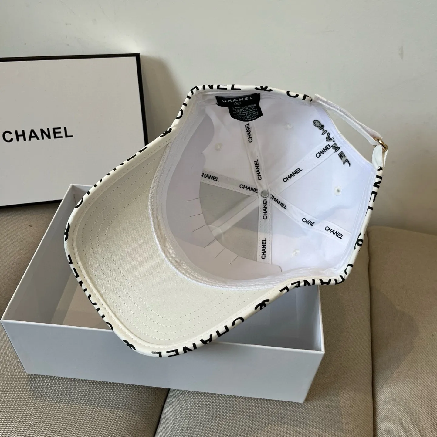 P60 CHANEL new baseball cap, Xiaoxiang classic and simple, fashionable and casual design, popular new product
