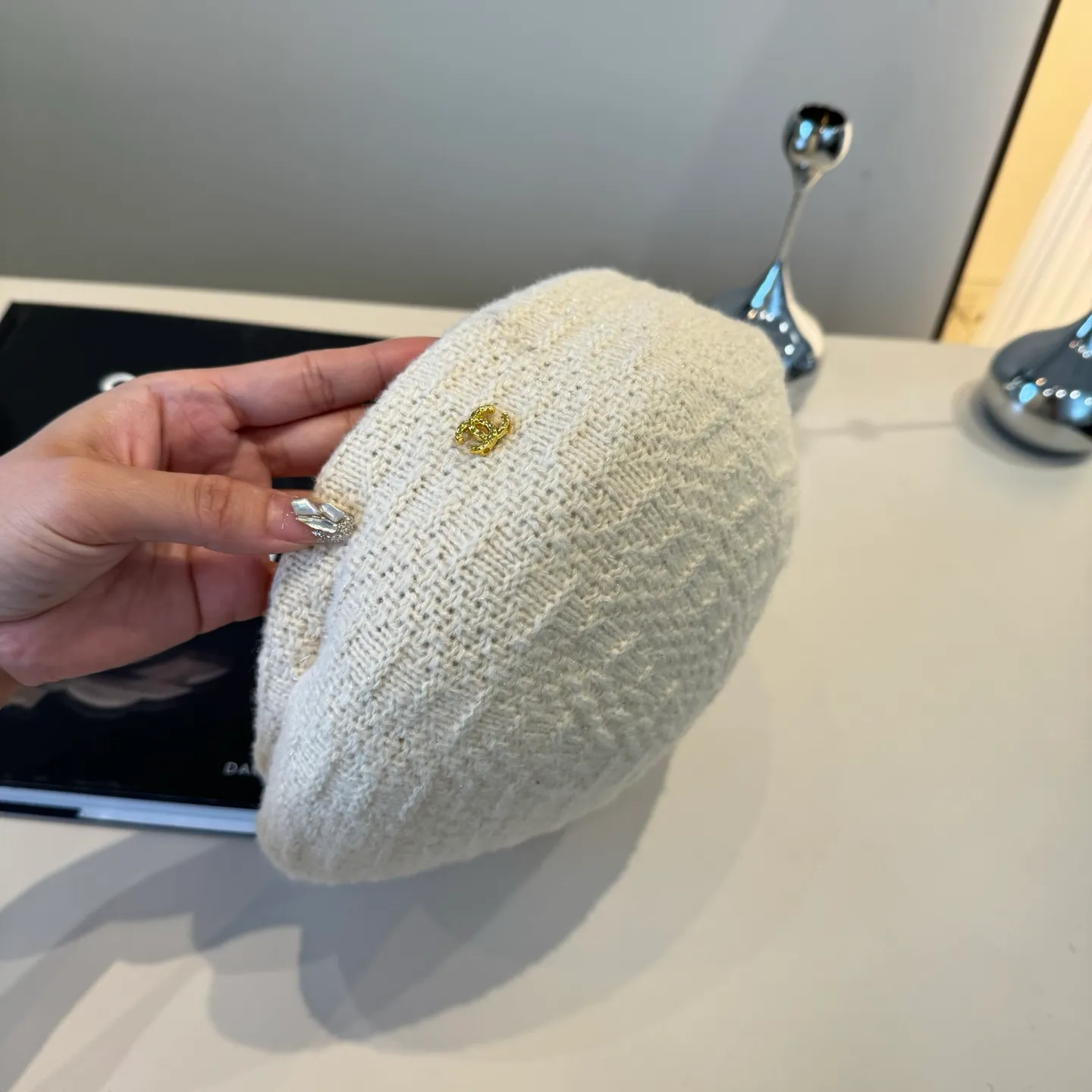 💰100¥ Chanel wool beret, small fragrant style beret, head circumference 57cm