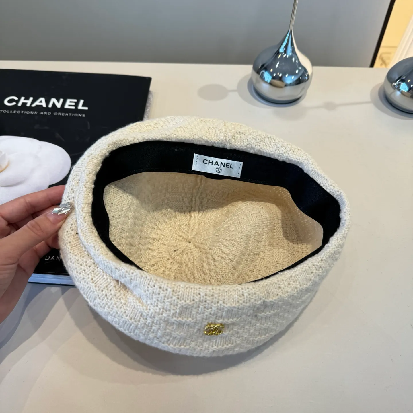 💰100¥ Chanel wool beret, small fragrant style beret, head circumference 57cm