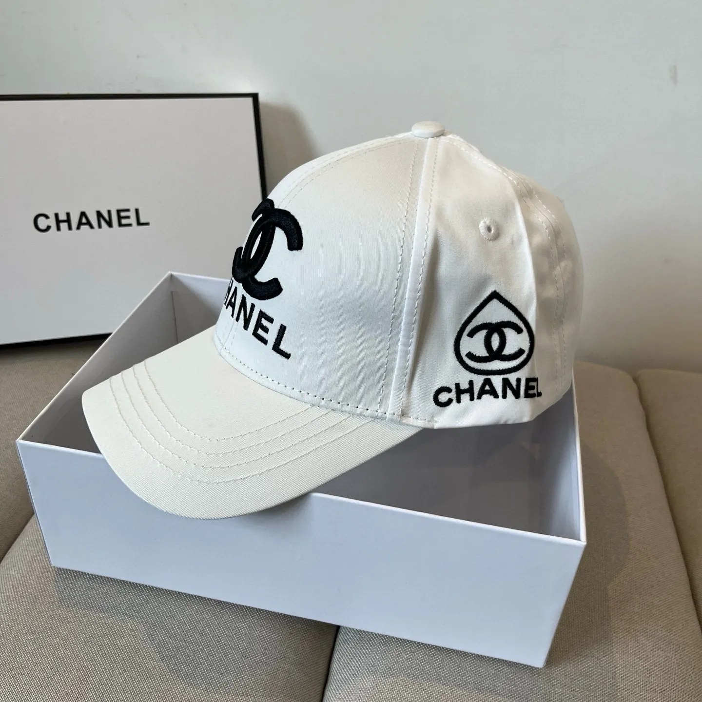 P60 CHANEL new baseball cap, Xiaoxiang classic and simple, fashionable and casual design, popular new product