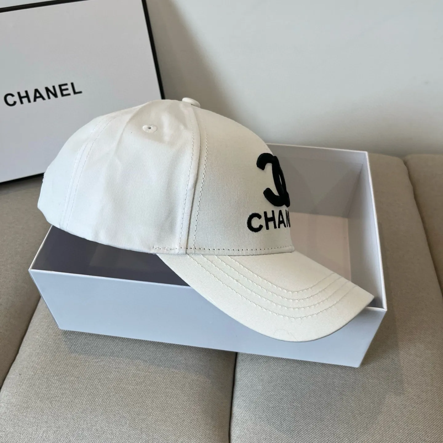 P60 CHANEL new baseball cap, Xiaoxiang classic and simple, fashionable and casual design, popular new product