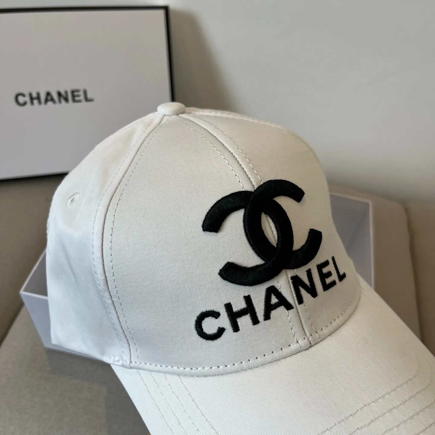 P60 CHANEL new baseball cap, Xiaoxiang classic and simple, fashionable and casual design, popular new product