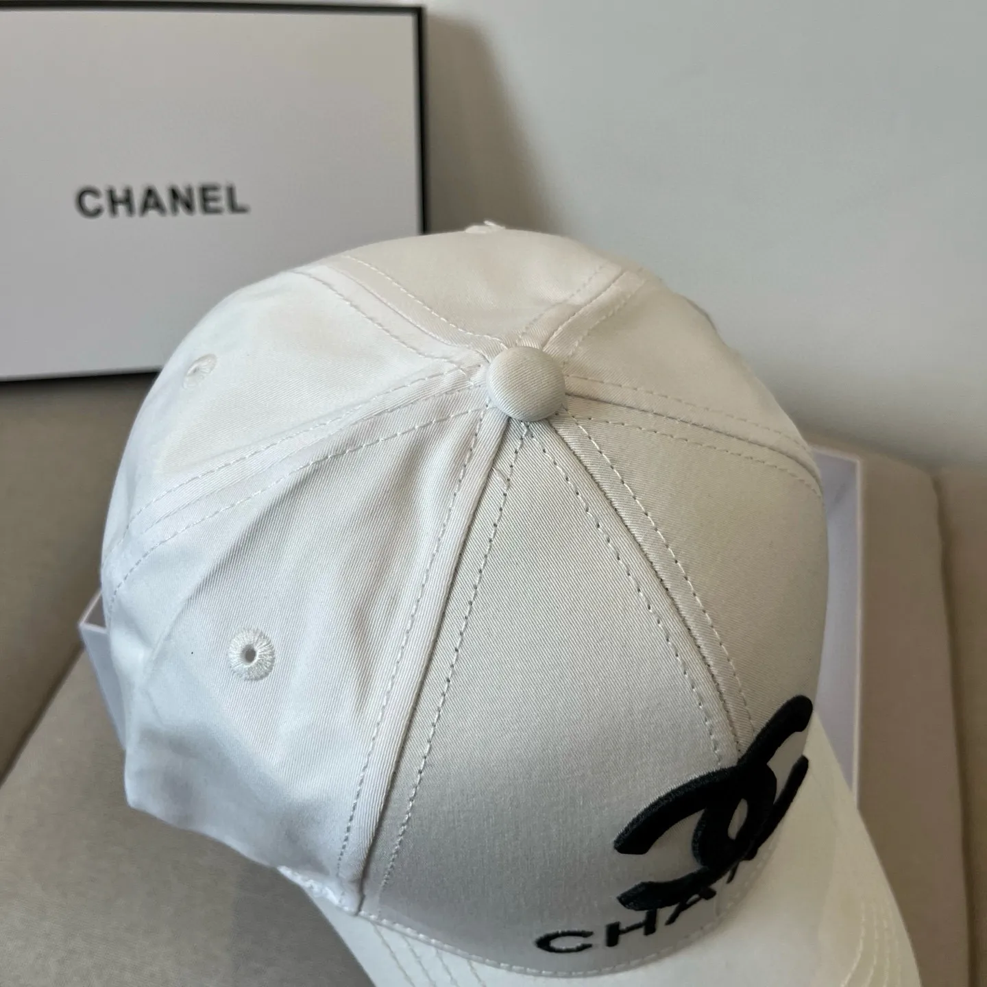 P60 CHANEL new baseball cap, Xiaoxiang classic and simple, fashionable and casual design, popular new product