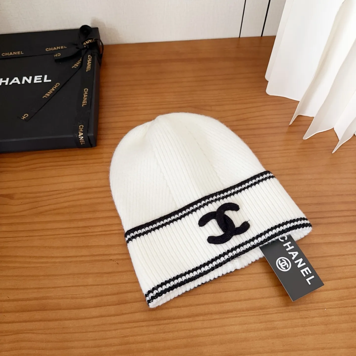 💰70 Chanel official website releases CHANEL small and popular knitted hat! Xiaohongshu’s new product is released, it’s so 🉑️, high-elastic fabric, classic colors, same style for men and women.