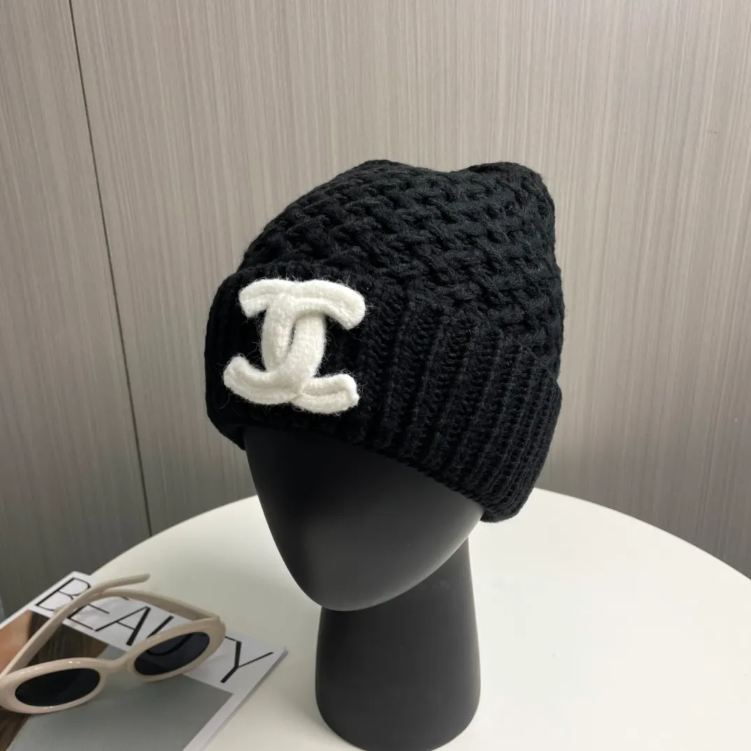 P70 [Chanel CHANEL] official website classic model, 70% wool, 30% rabbit fur knitted hat! Xiaohongshu, recommended by major internet celebrities! Thicker and warmer, fashionable and popular🌸First-class texture, the best brand for keeping warm in autumn and winter, order now, limited quantity available