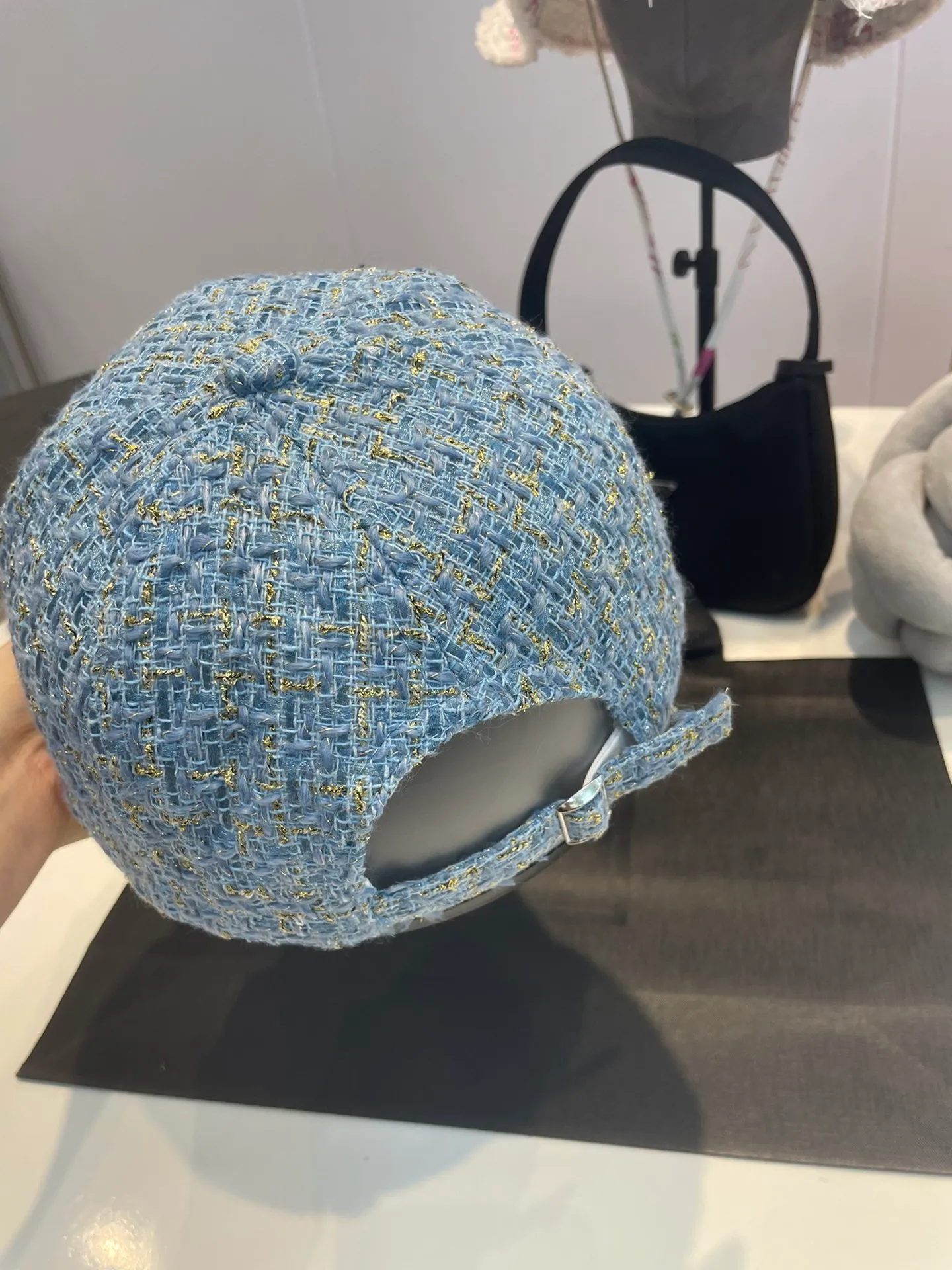 P70 23 CHANEL Chanel new autumn and winter high-quality plaid woolen baseball cap for autumn and winter! French socialite little fragrance! The quality is absolutely high-end! The quality of entering and exiting a large shopping mall at will! Super versatile colors