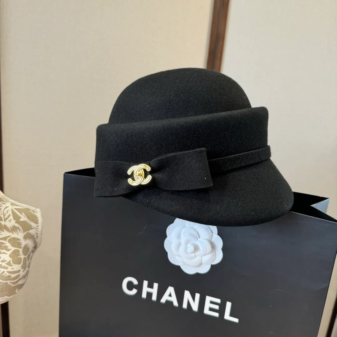 🉐240¥ Chanel new autumn and winter wool duck tongue military cap, 100% wool fabric, head circumference 57cm