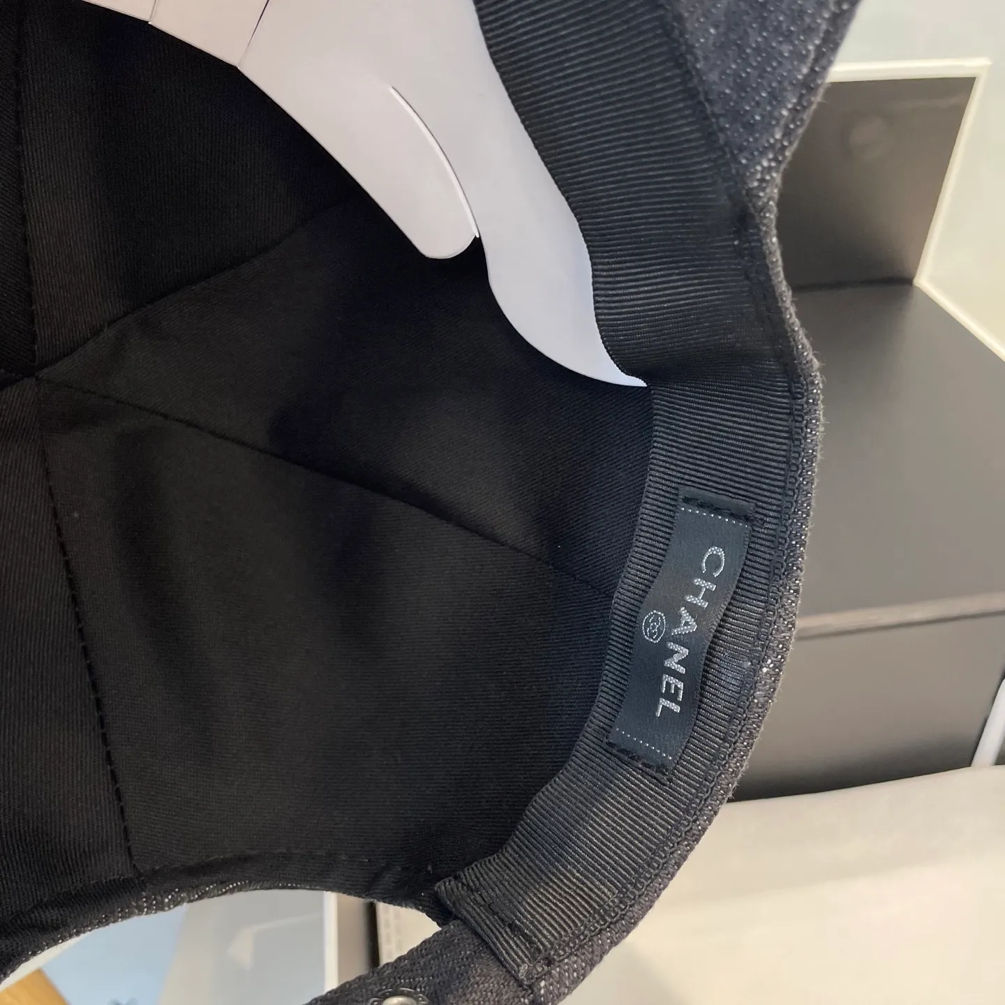 P60 Chanel (Chanel) counter new original washed denim baseball cap, 1:1 mold customization, three-dimensional logo is exquisite! Original quality, exclusive physical shooting.