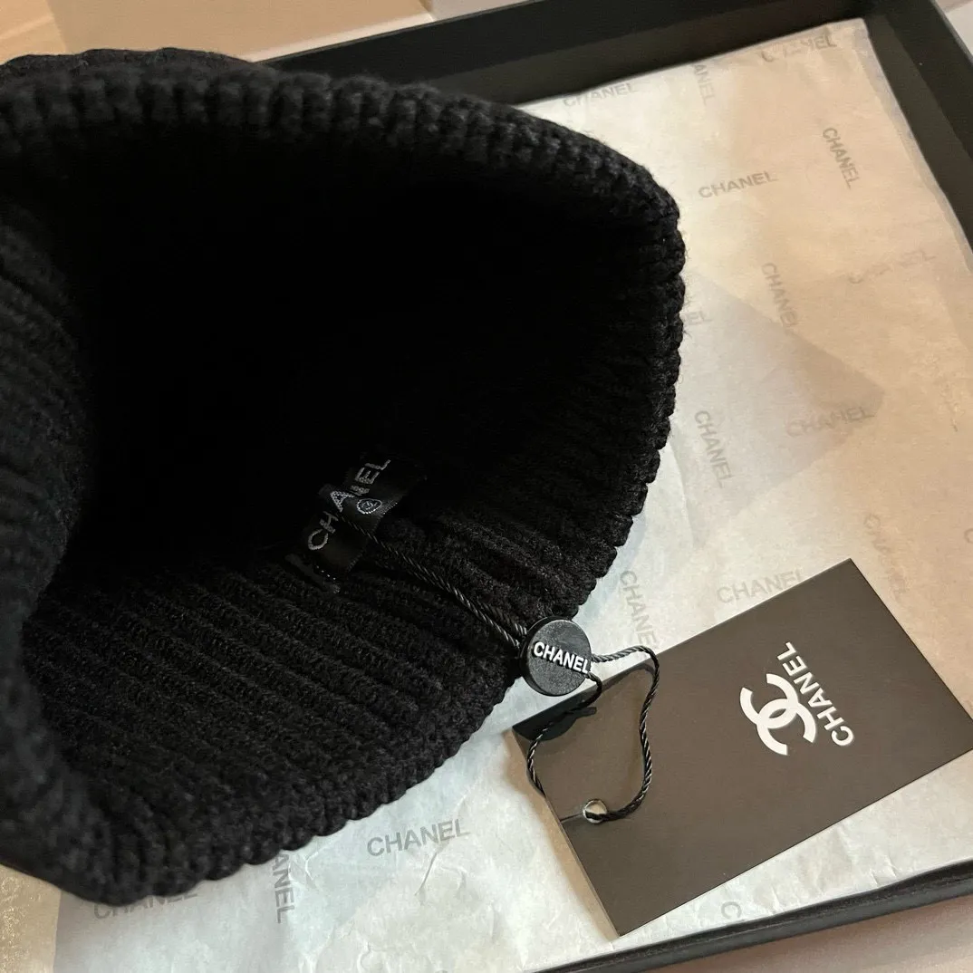💰70¥ Chanel beanie hat