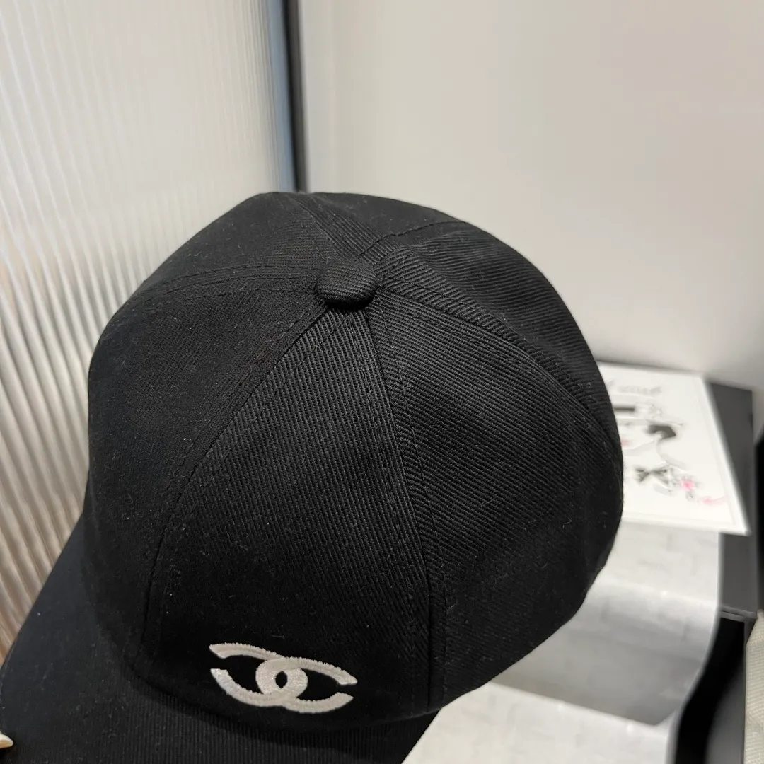 💰80¥ Chanel wants the original peaked cap, advanced customization, 2025 new style, head circumference 57cm