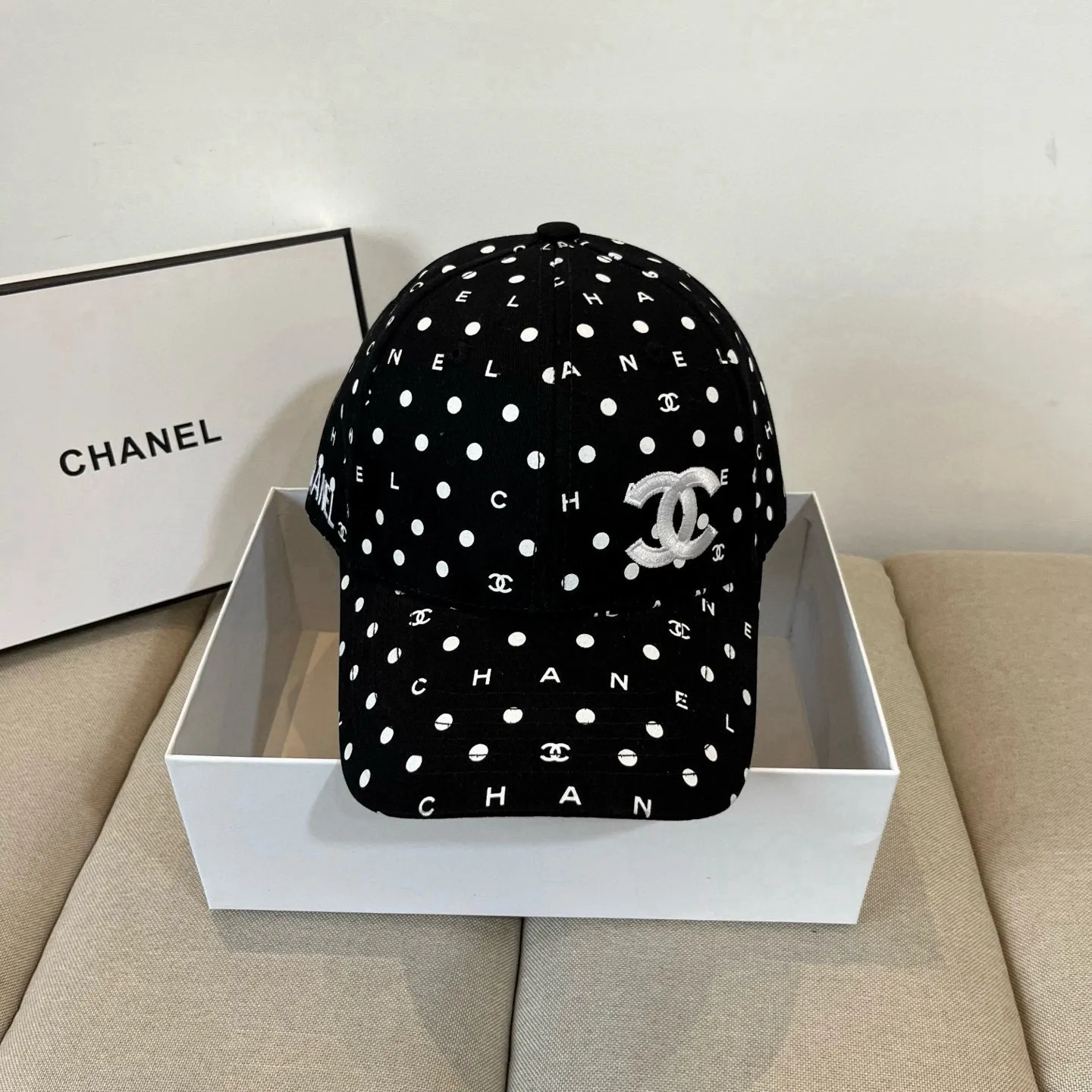 P60 CHANEL Chanel 2025 new small fragrance big-name baseball cap, counter classic style, unisex, head circumference 57, four colors available