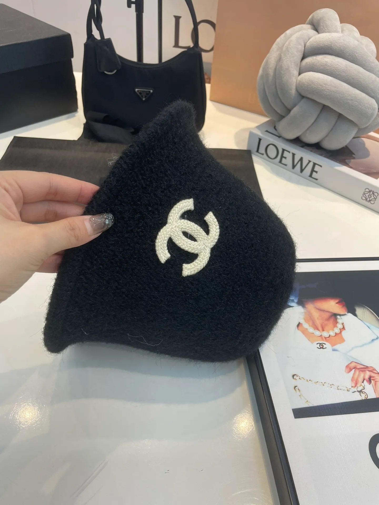 P60 CHANEL Chanel 2023 new autumn and winter plush knitted bucket hat fisherman hat, a must-have for going out and easy to match, hurry up and get it