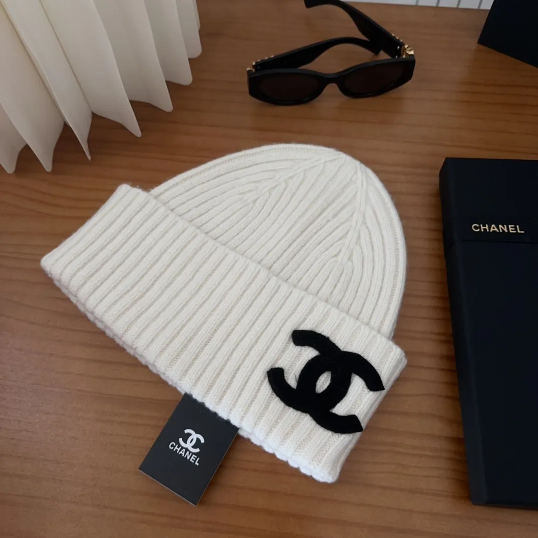 💰70 Chanel official website releases CHANEL small and popular knitted hat! Xiaohongshu’s new product is released, it’s so 🉑️, high-elastic fabric, classic colors, same style for men and women.