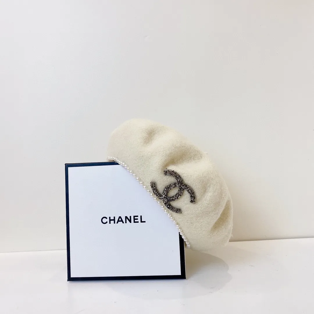 Special P80💛 Comes with dust bag [CHANEL Chanel] 2021 autumn and winter new style wool pearl-edged small fragrant beret, super good fit! ❕Super versatile! Goddess style, versatile for street wear