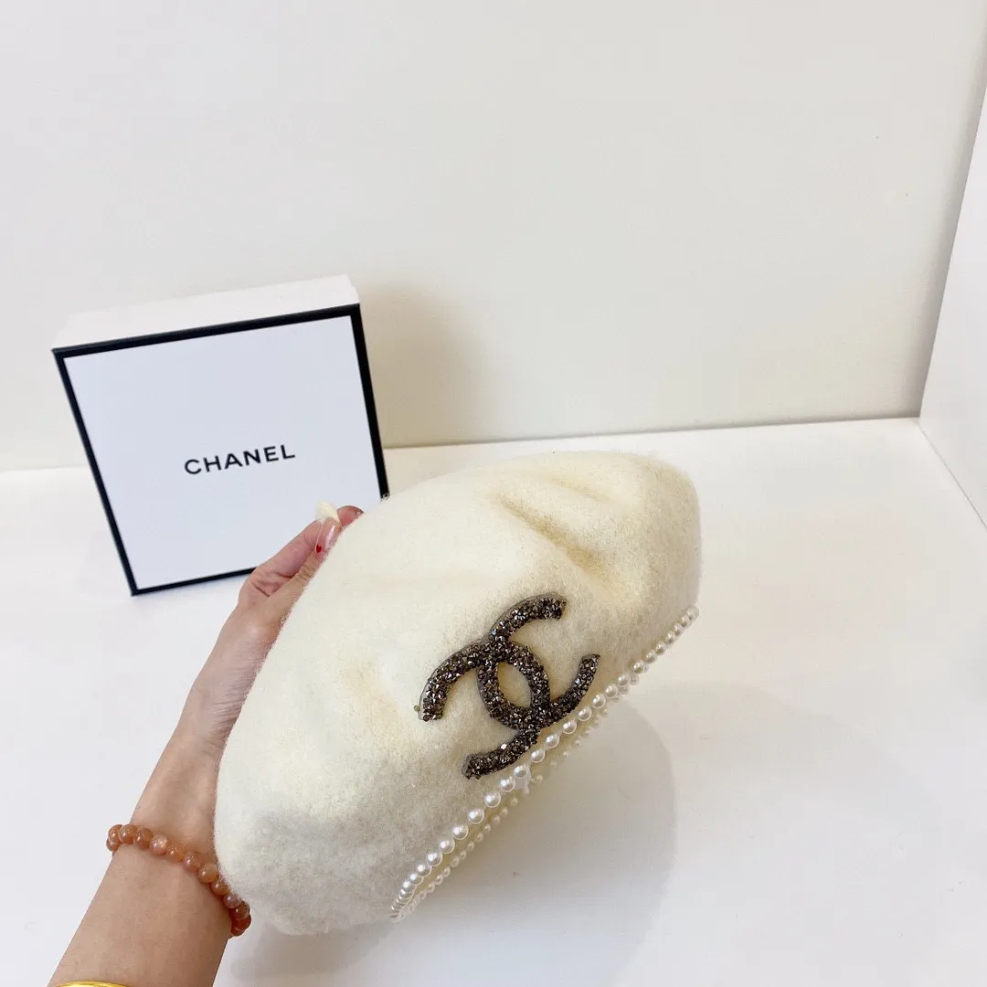 Special P80💛 Comes with dust bag [CHANEL Chanel] 2021 autumn and winter new style wool pearl-edged small fragrant beret, super good fit! ❕Super versatile! Goddess style, versatile for street wear