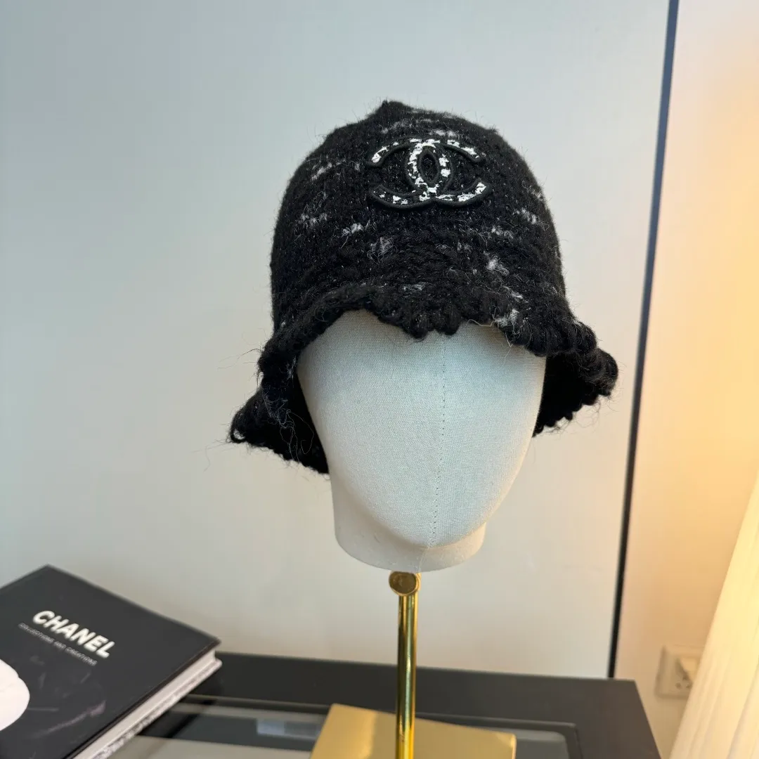 💰100¥ Chanel new knitted bucket hat