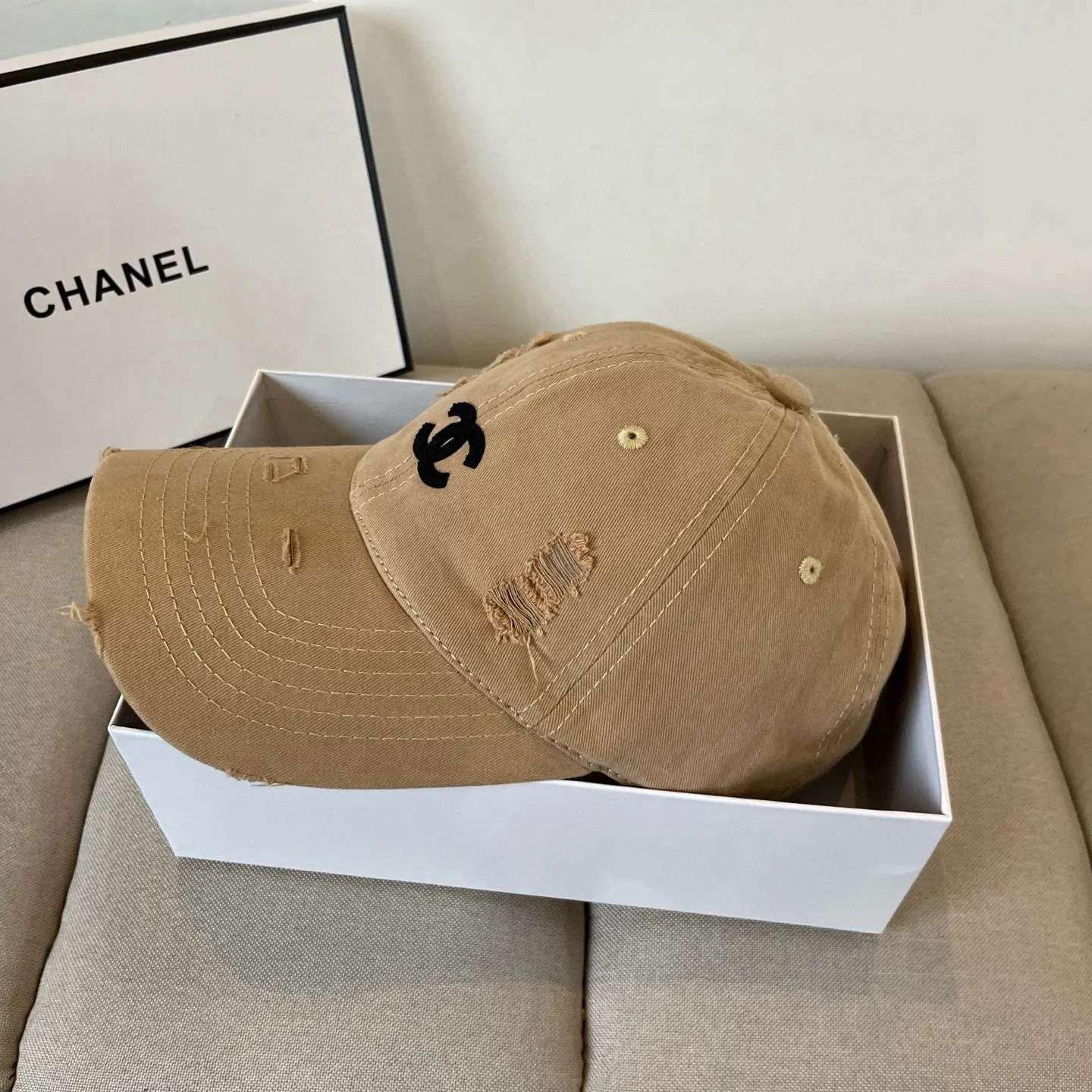 P60 CHANEL new baseball cap, Xiaoxiang classic and simple, fashionable and casual design, popular new product