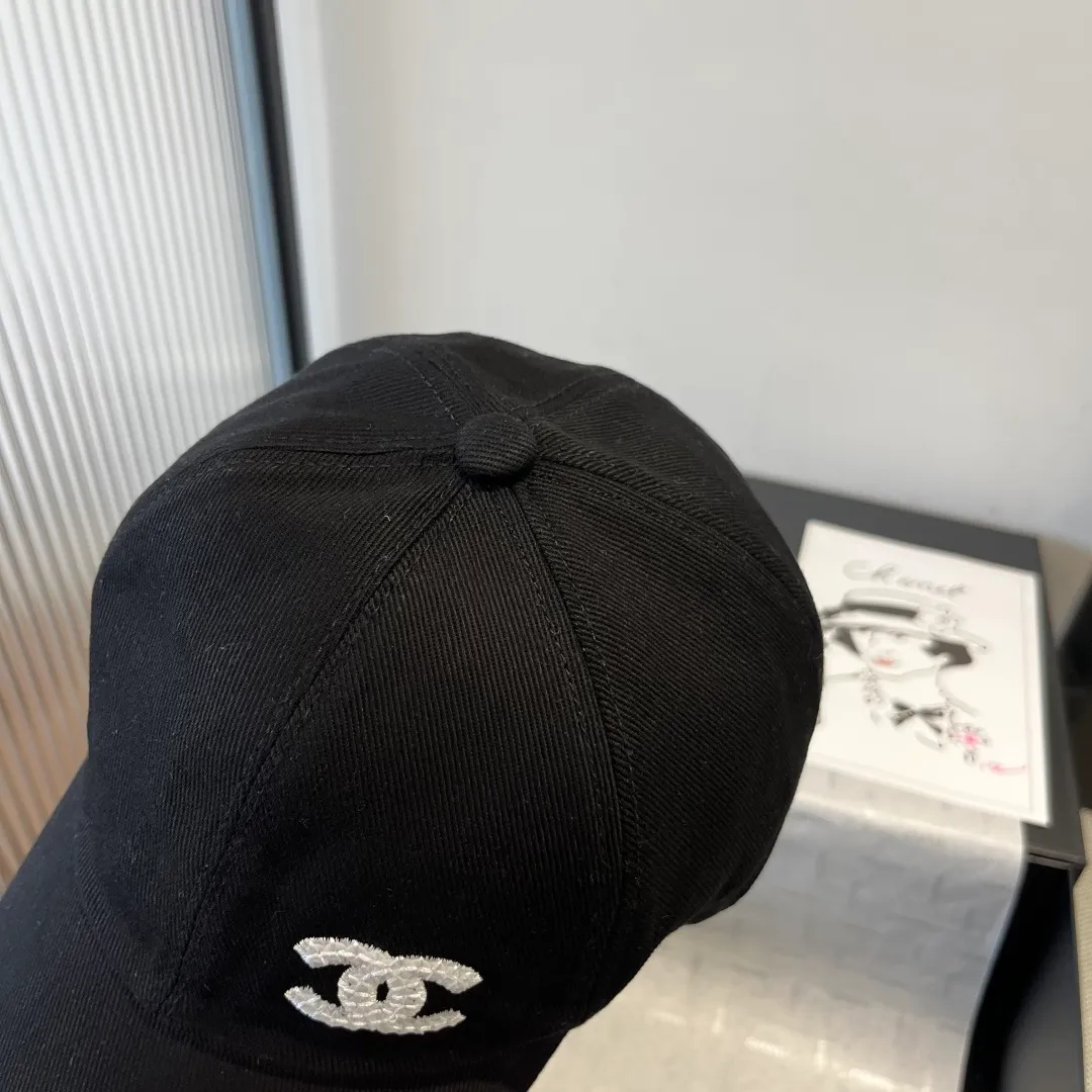 💰80¥ Chanel baseball cap, original quality, head circumference 57cm