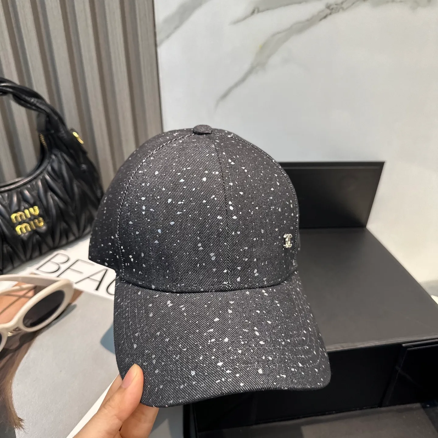 P70 CHANEL baseball cap, classic and simple logo Xiaoxiang, fashionable and casual design, Xiaohongshu internet celebrity hot model
