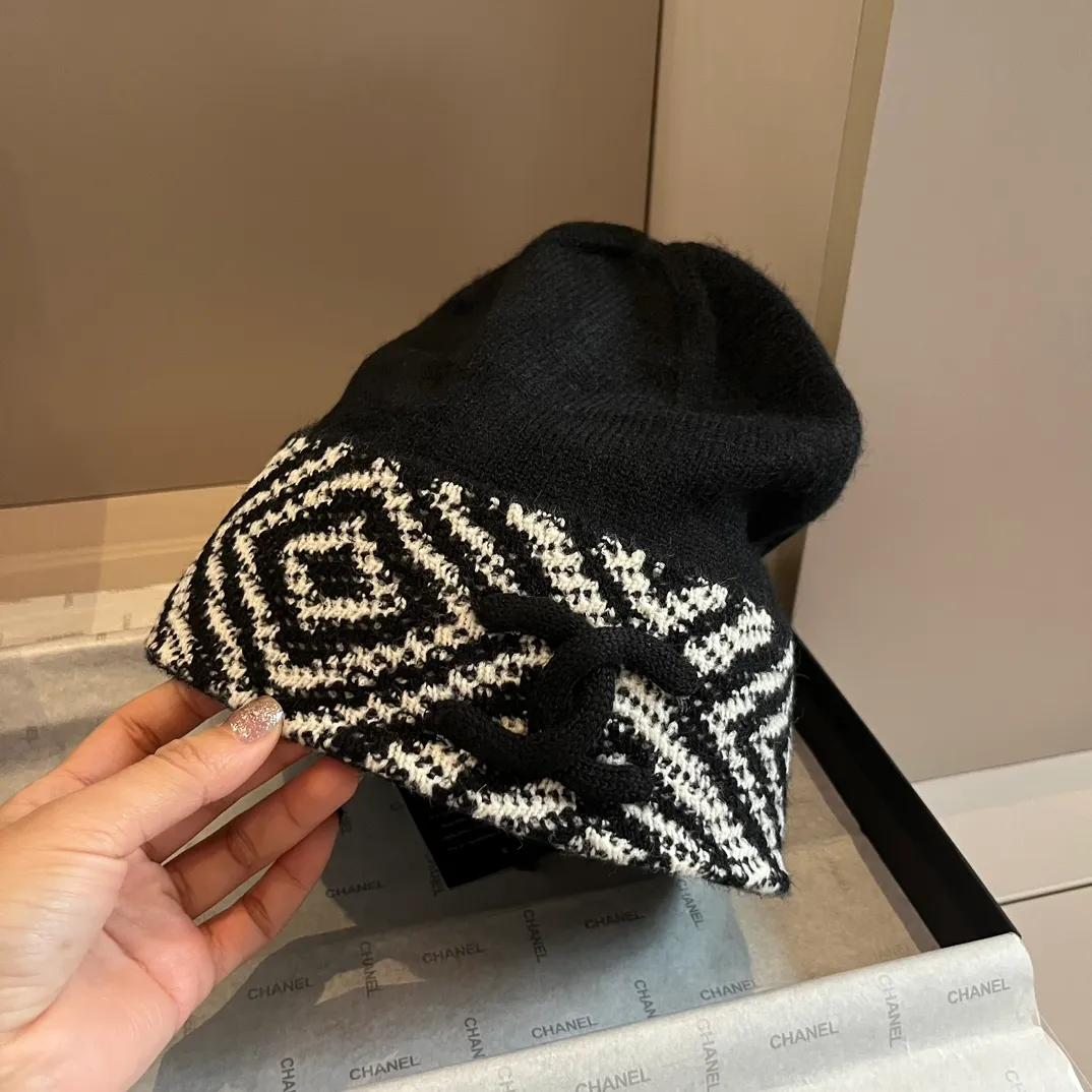 💰90¥ Chanel knitted beanie