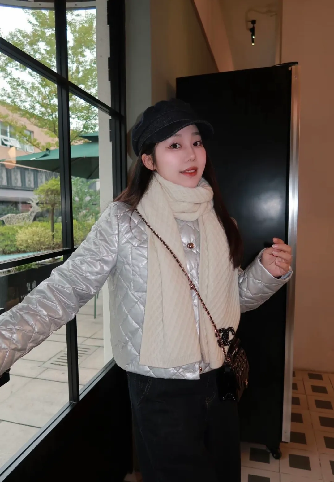 💰220¥ Chanel Chanel knitted scarf hat set official model