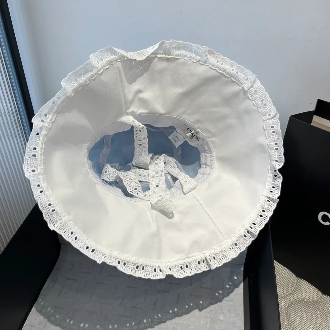 💰110¥ Chanel denim bucket hat, head circumference 57cm