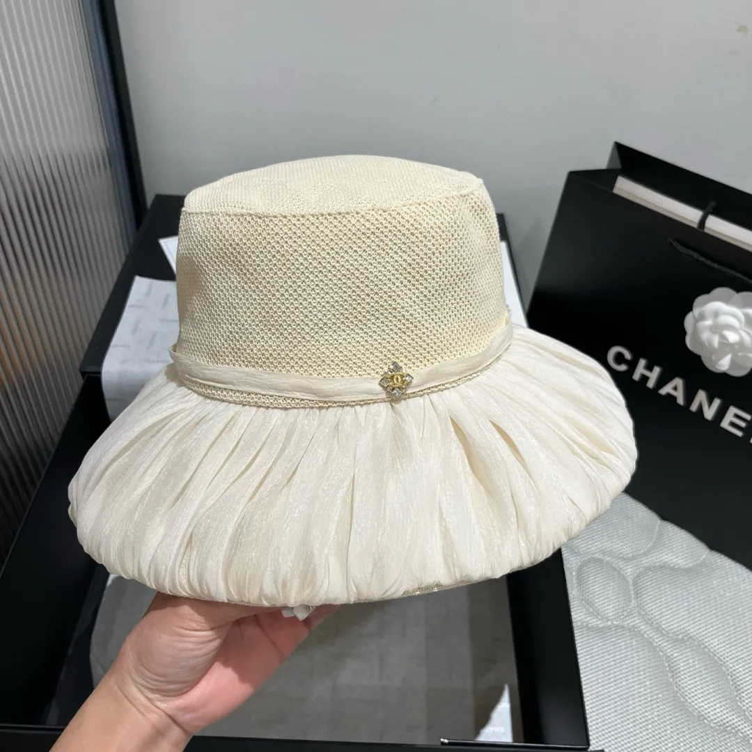 💰120¥ Chanel new lantern hat, sun hat, foldable, head circumference 57cm