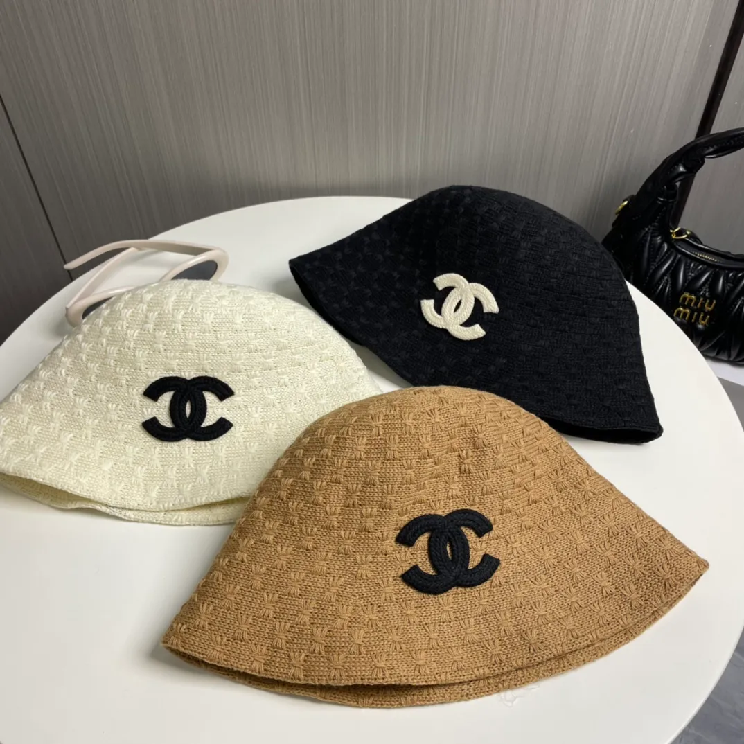 P50 with dust bag [Chanel Chanel] 2024 autumn and winter new style small fragrance bucket hat bucket hat ~ simple and elegant, popular online style