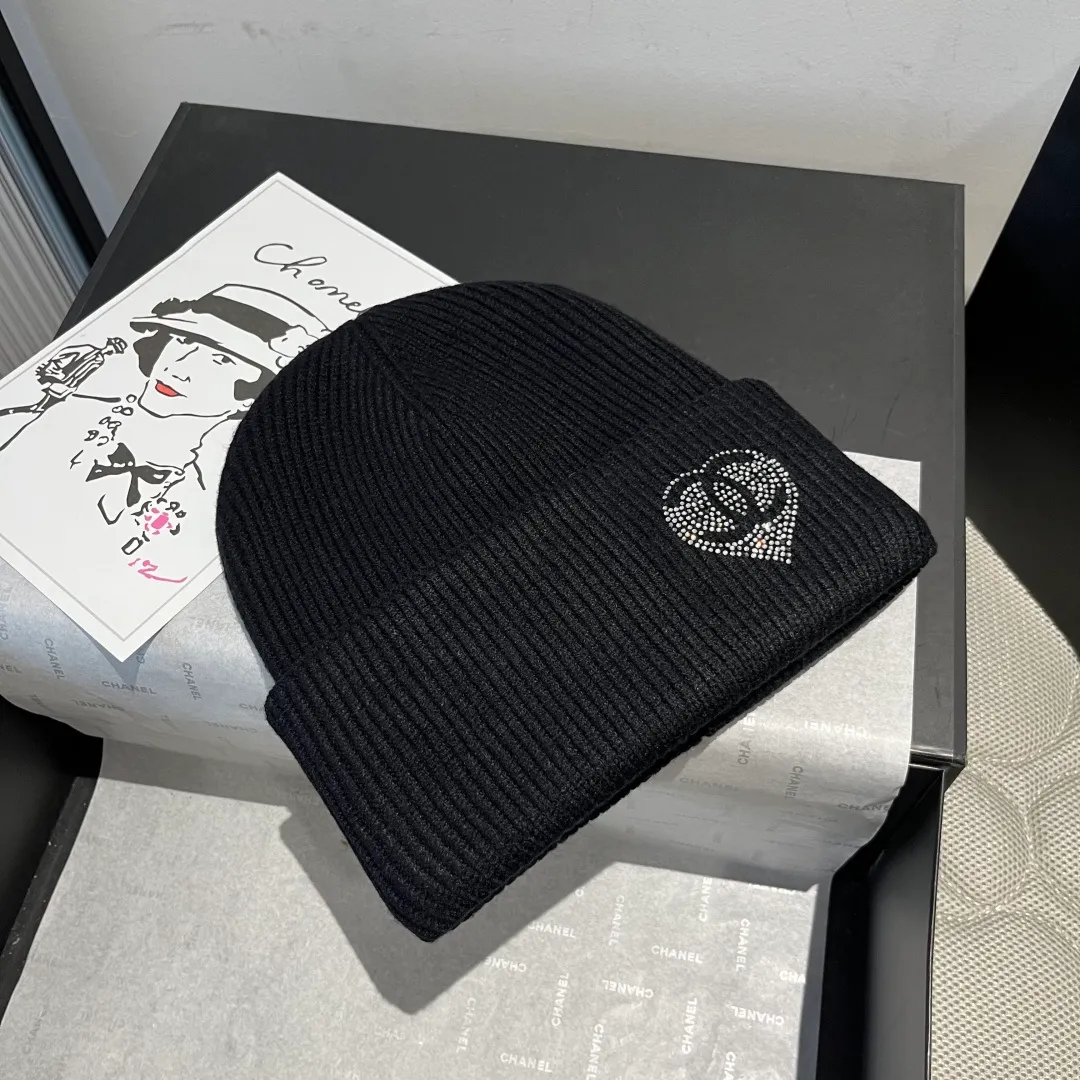 💰90¥ Chanel knitted beanie
