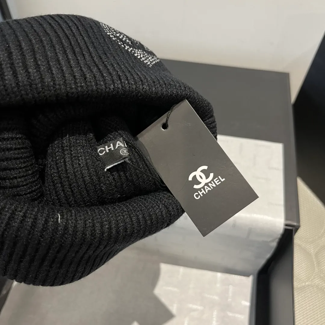 💰90¥ Chanel knitted beanie