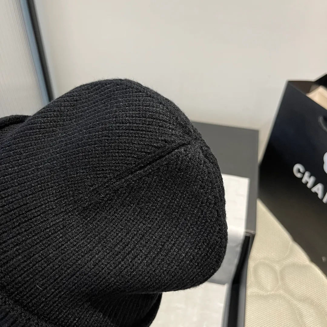 💰90¥ Chanel knitted beanie