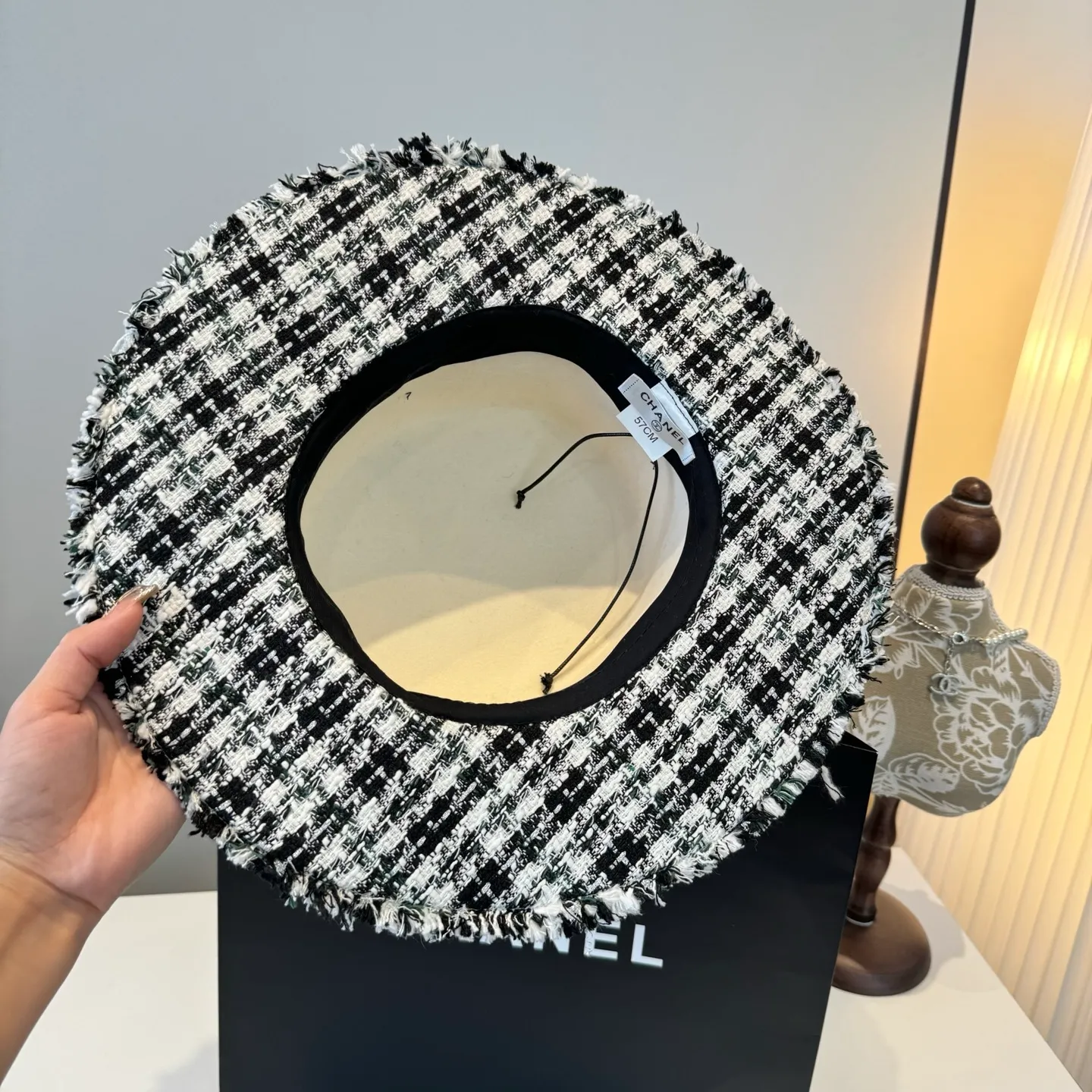 💰190¥ Chanel Chanel classic lady style flat top hat, head circumference 57cm