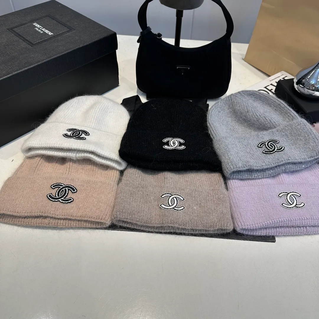 P60 Chanel official website quality Chanel autumn and winter woolen hat recommended by Internet celebrity fashion bloggers, Xiaohongshu popular style, super soft and comfortable knitted hat with excellent elasticity