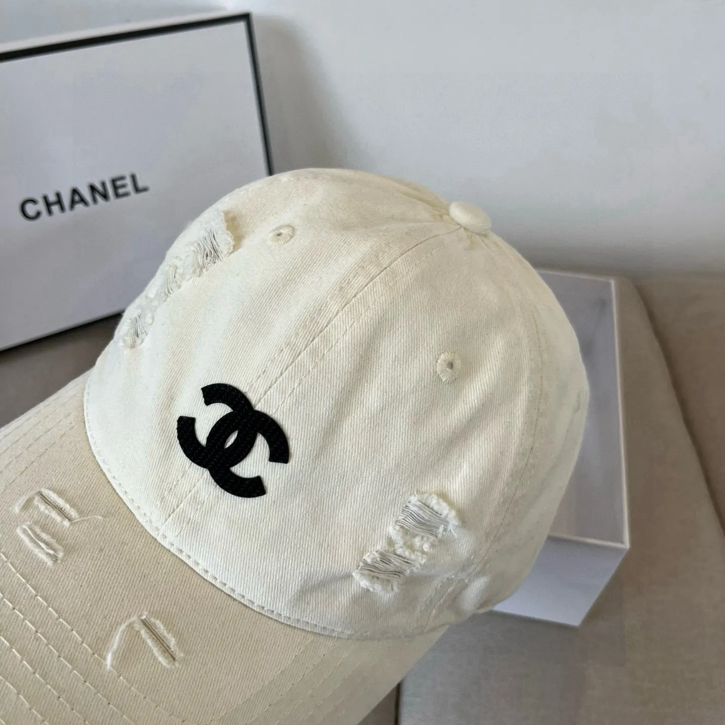 P60 CHANEL new baseball cap, Xiaoxiang classic and simple, fashionable and casual design, popular new product