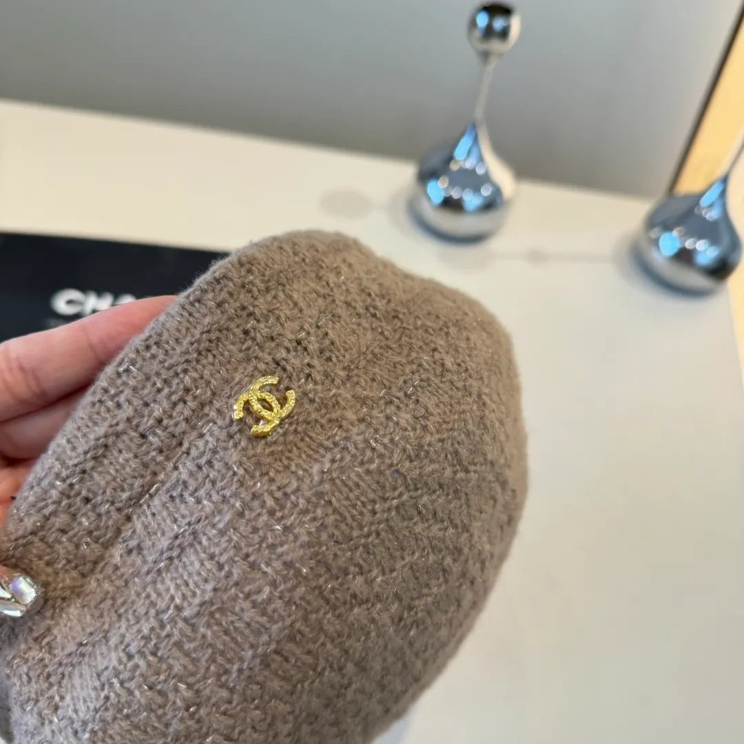 💰100¥ Chanel wool beret, small fragrant style beret, head circumference 57cm