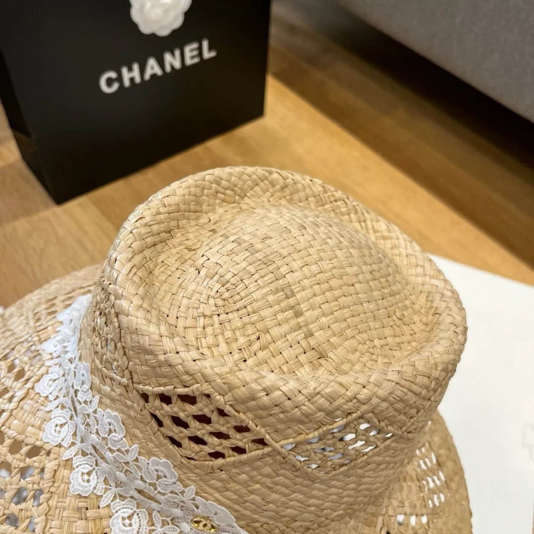 💰200¥ Chanel new straw hat, raffia hollow top hat, a must-have for fairies, head circumference 57cm