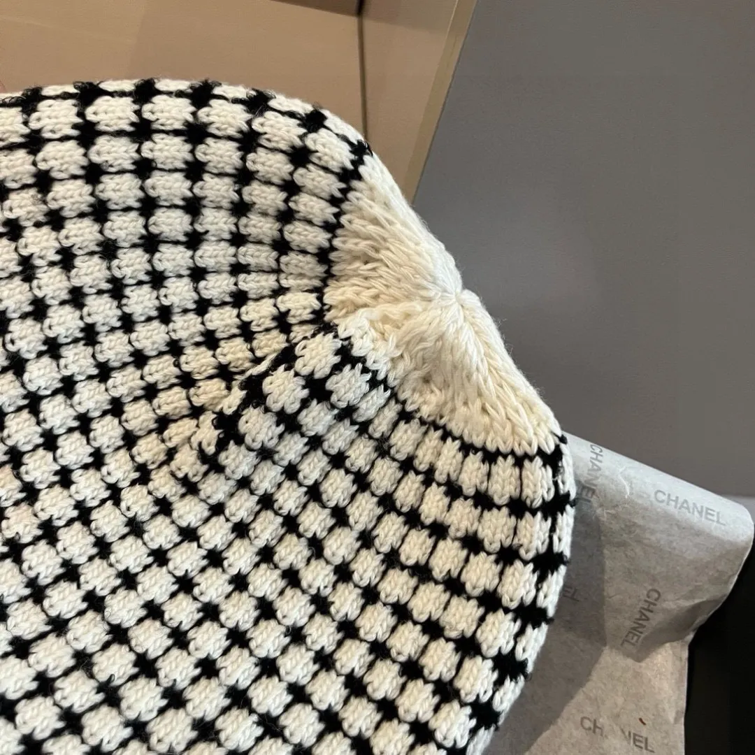 💰70¥ Chanel knitted beanie
