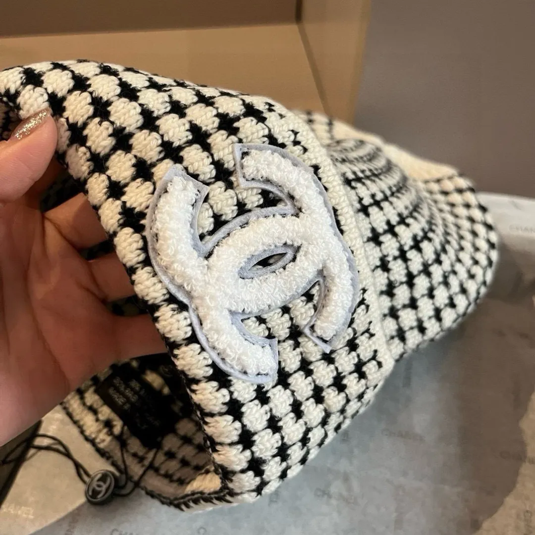 💰70¥ Chanel knitted beanie