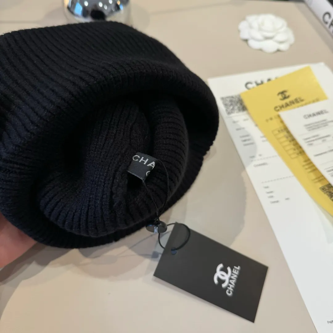 💰70¥ Chanel knitted beanie