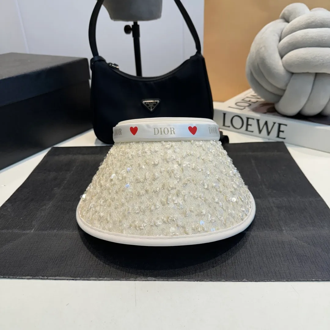 P60 Dior 2025 new sun visor, empty top headband hat, 🔆 versatile sun visor ~ a great tool for casual outings, great sun protection! Love it so much 💕