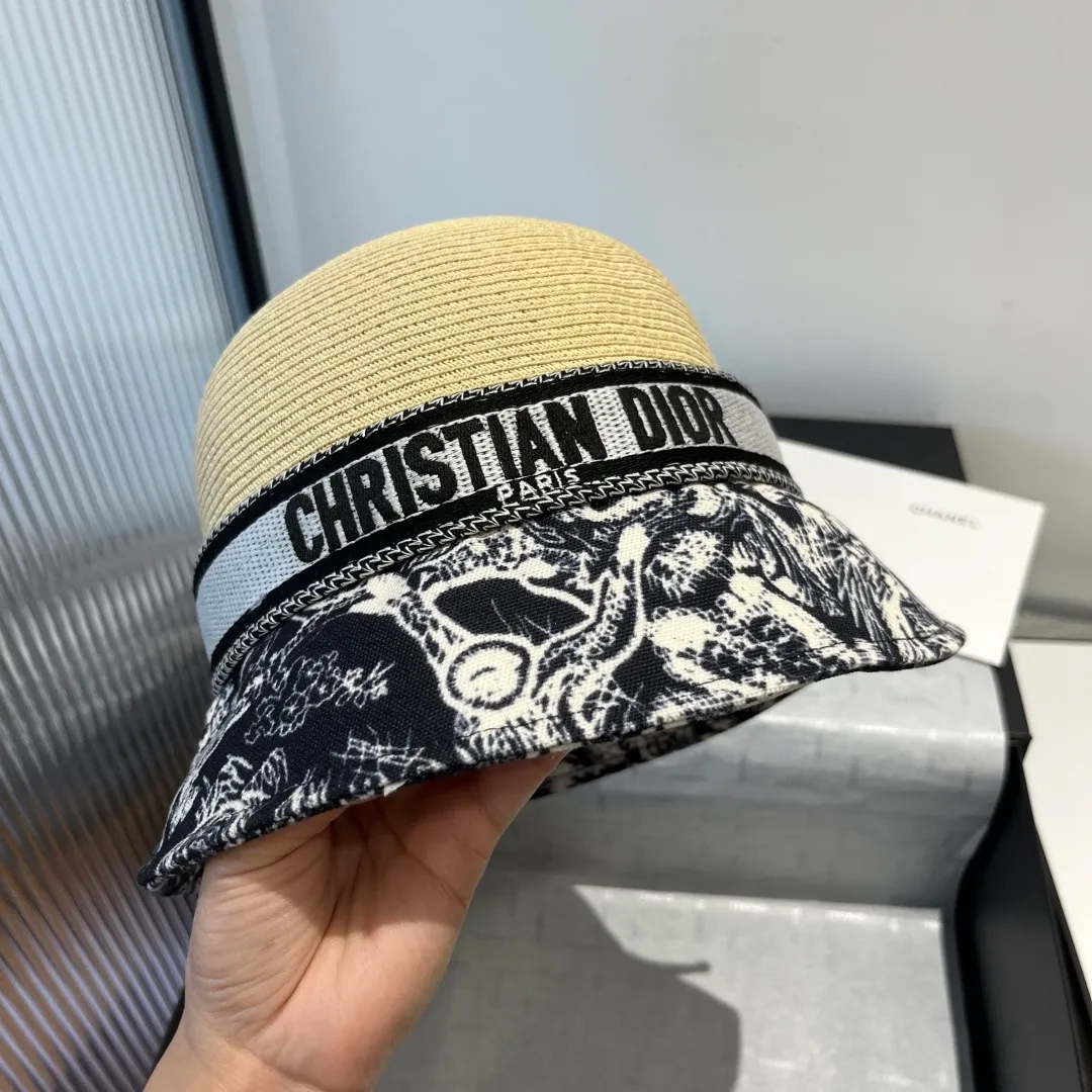 160¥ Dior new basin hat, straw hat, head circumference 57cm